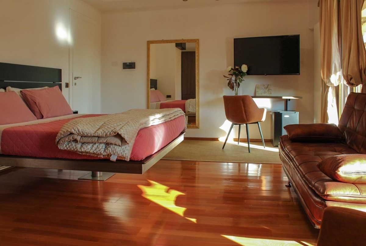 B&Blatosca Marina di Massa Extérieur photo